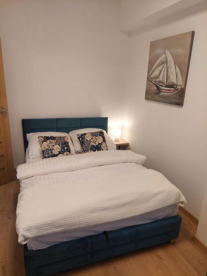 Apartamenty Vulcan Zator Bagian luar foto